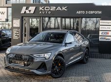 Продажа б/у Audi E-Tron 2022 года - купить на Автобазаре