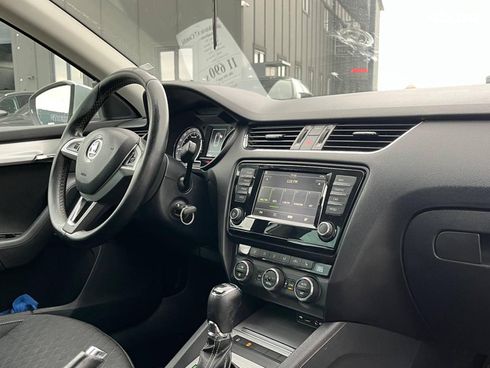Skoda Octavia 2015 серый - фото 15