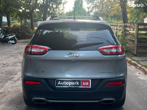 Jeep Cherokee 2015 серый - фото 9