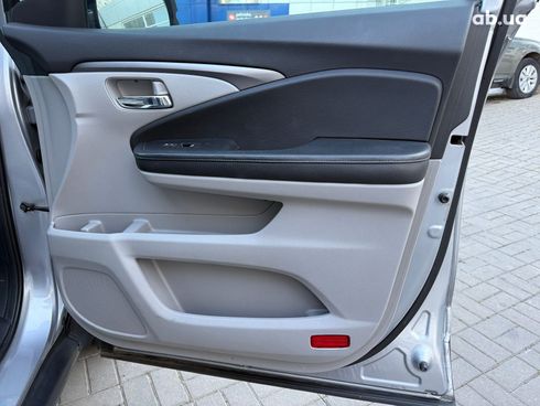 Honda Pilot 2016 серый - фото 25