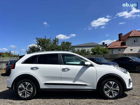 Kia Niro 2022 - фото 9