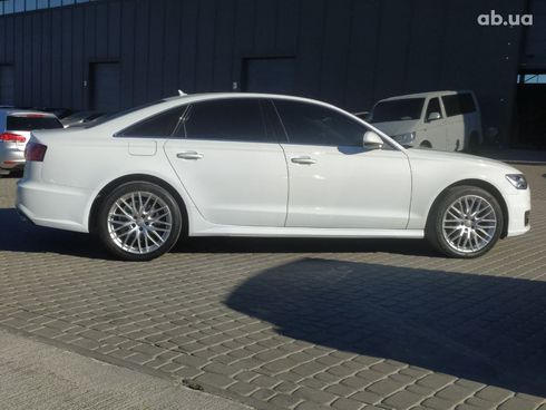 Audi A6 2018 белый - фото 32