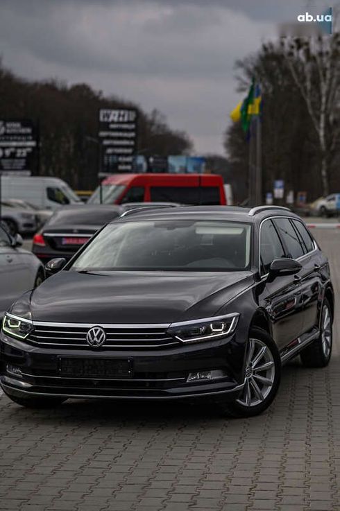 Volkswagen Passat 2019 - фото 8