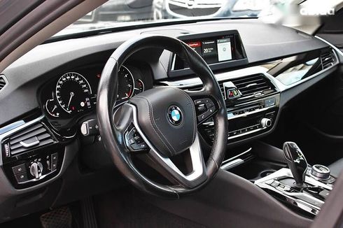 BMW 530 2017 - фото 22