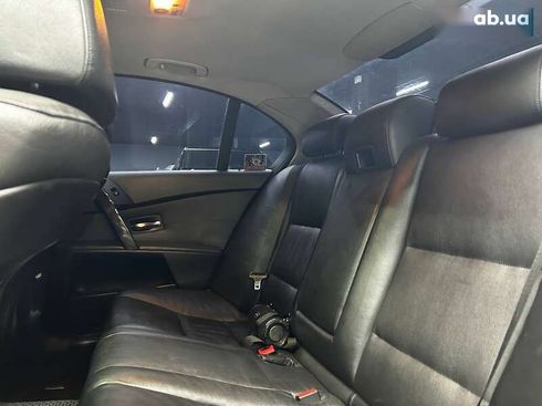 BMW 5 серия 2004 - фото 13