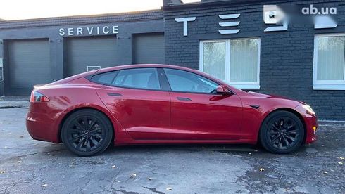 Tesla Model S 2017 - фото 20