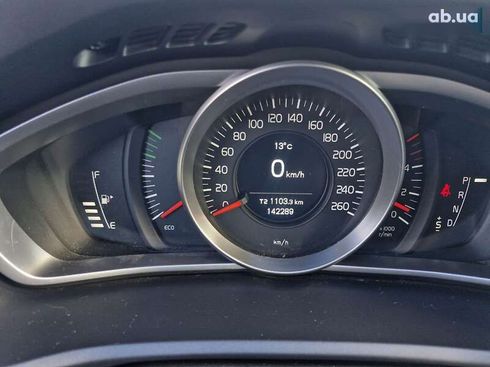Volvo V40 2014 - фото 22
