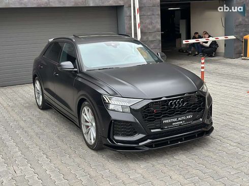 Audi RS Q8 2020 - фото 9