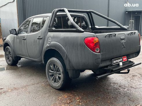 Mitsubishi l 200 2008 черный - фото 9