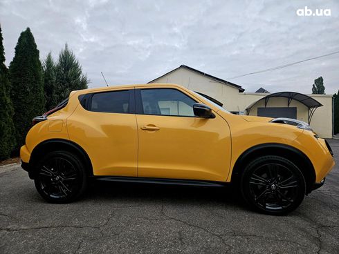 Nissan Juke 2017 желтый - фото 5