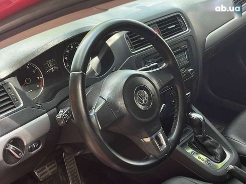 Volkswagen Jetta 2013 - фото 11