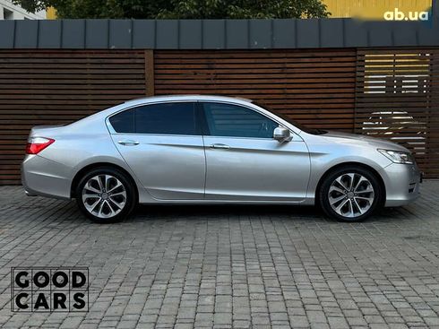 Honda Accord 2013 - фото 8
