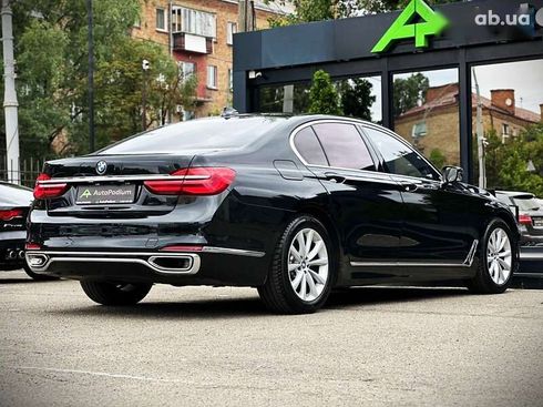 BMW 7 серия 2018 - фото 16
