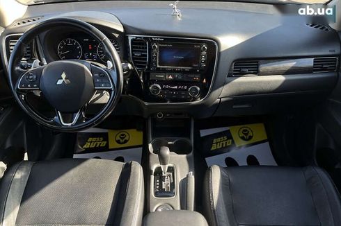 Mitsubishi Outlander 2015 - фото 9