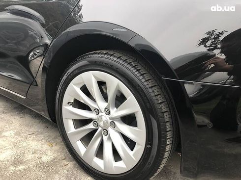 Tesla Model S 2018 - фото 13