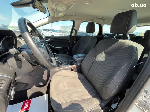 Ford Focus 2014 белый - фото 30