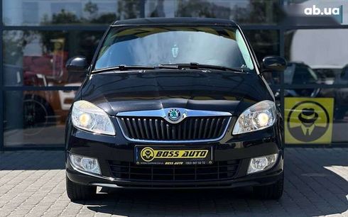 Skoda Fabia 2010 - фото 2