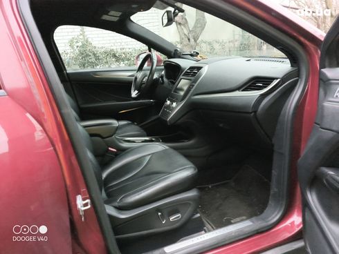 Lincoln MKC 2015 красный - фото 17