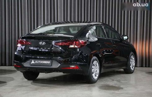 Hyundai Elantra 2019 - фото 6