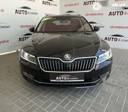 Skoda Superb 2019 - фото 2