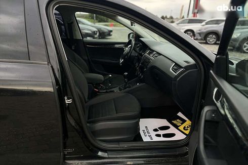 Skoda Octavia 2017 - фото 10