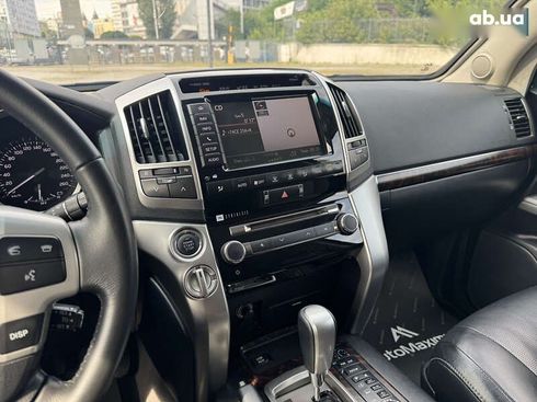 Toyota Land Cruiser 2014 - фото 21