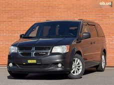 Продажа б/у Dodge grand caravan 2019 года в Киеве - купить на Автобазаре