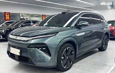 BYD Tang 2025 - фото 3