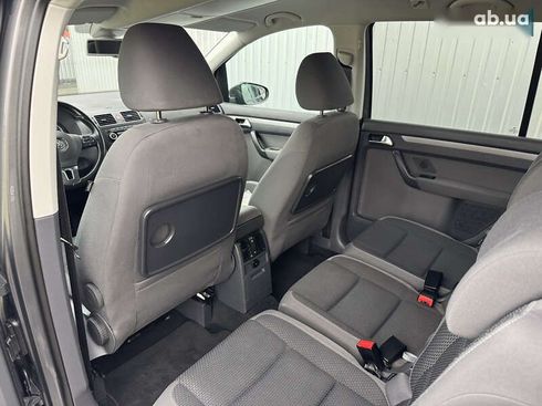 Volkswagen Touran 2011 - фото 17