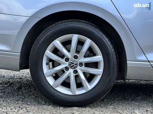 Volkswagen Passat 2021 - фото 21