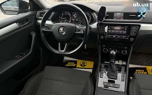 Skoda Superb 2019 - фото 18