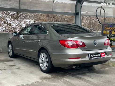 Volkswagen Passat CC 2011 бежевый - фото 9