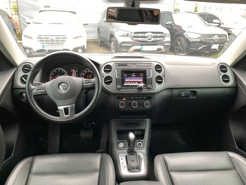Volkswagen Tiguan 2015 серый - фото 27