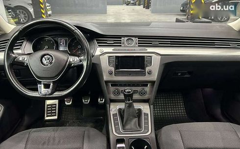 Volkswagen Passat 2016 - фото 13