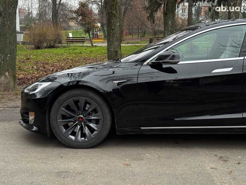 Tesla Model S 2019 черный - фото 11