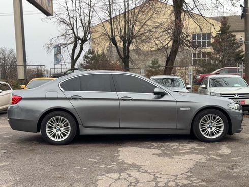 BMW 5 серия 2015 серый - фото 16