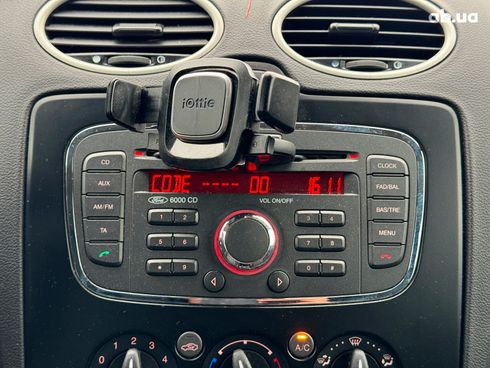 Ford Focus 2010 серый - фото 27