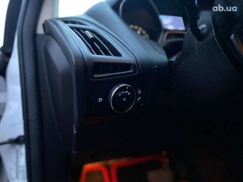 Ford Focus 2013 - фото 18
