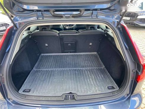 Volvo V60 2019 - фото 26