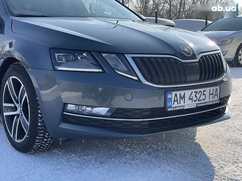 Skoda Octavia 2017 - фото 7