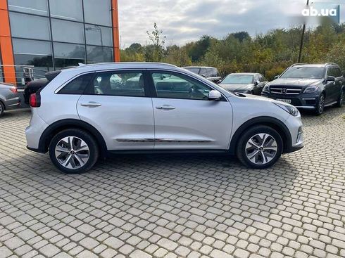 Kia Niro 2020 - фото 8
