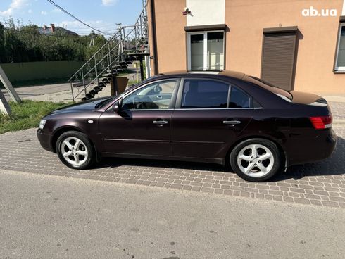 Hyundai Sonata 2006 вишневый - фото 4