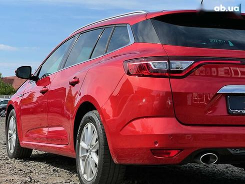 Renault Megane 2017 - фото 12