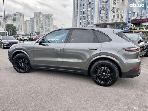 Porsche Cayenne 2019 - фото 24
