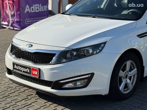 Kia Optima 2012 белый - фото 2