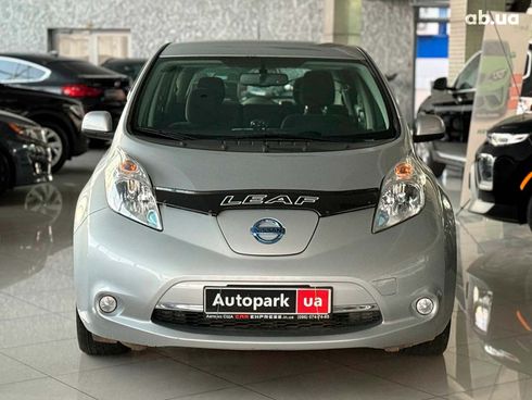 Nissan Leaf 2015 серый - фото 2