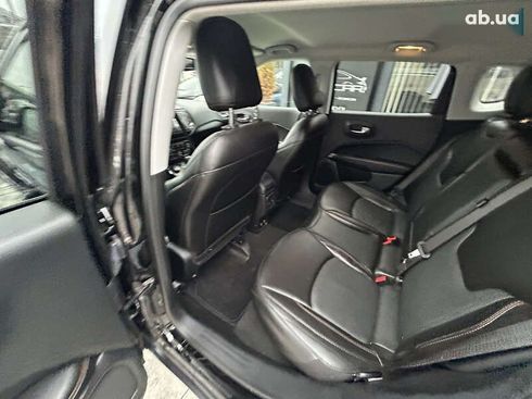 Jeep Compass 2020 - фото 24