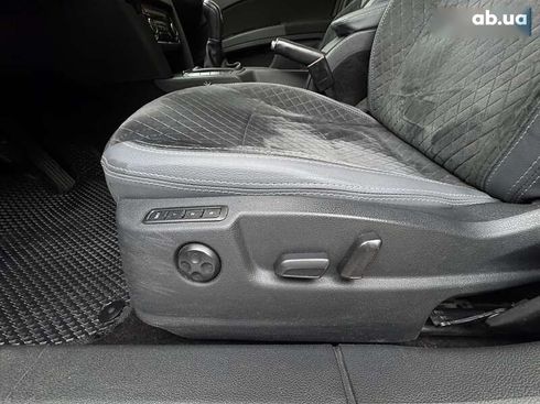 Skoda Superb 2012 - фото 22