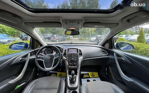 Opel Astra 2011 - фото 12