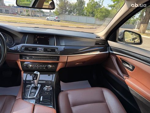 BMW 5 серия 2017 синий - фото 18